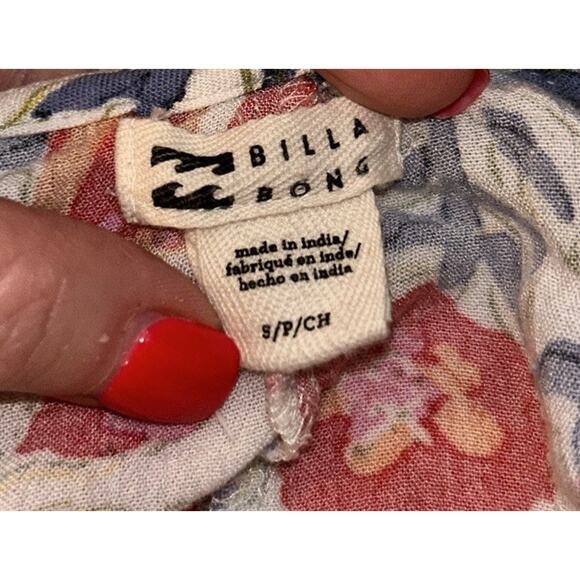 BILLABONG Surplice Safe Bet Blouse Floral Boho Cropped Womens Small Relax Fit - Picture 10 of 13